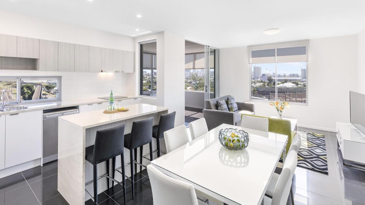Oaks Brisbane Woolloongabba Suites Exterior photo
